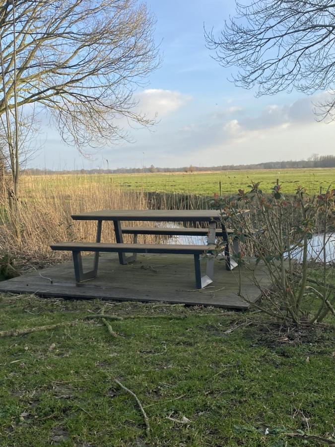 Luxe En Gezellig Chalet Aan Veluwemeer 4 Pers Hulshorst Exterior foto