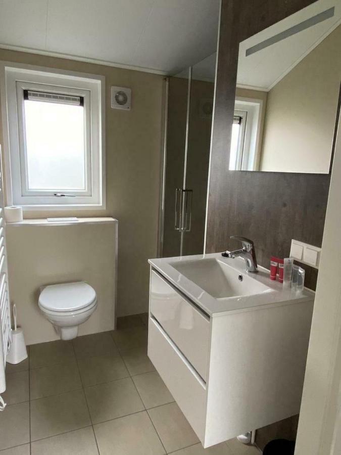 Luxe En Gezellig Chalet Aan Veluwemeer 4 Pers Hulshorst Exterior foto